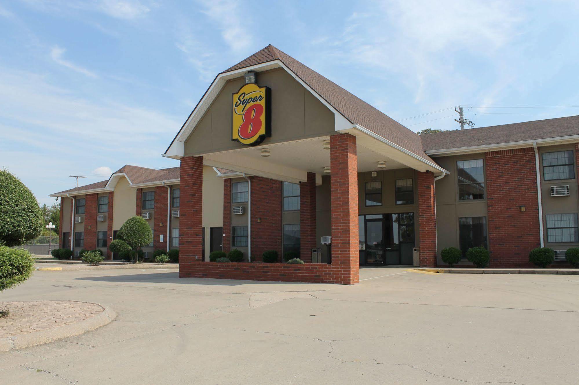 Super 8 By Wyndham Morrilton Motel Exterior foto